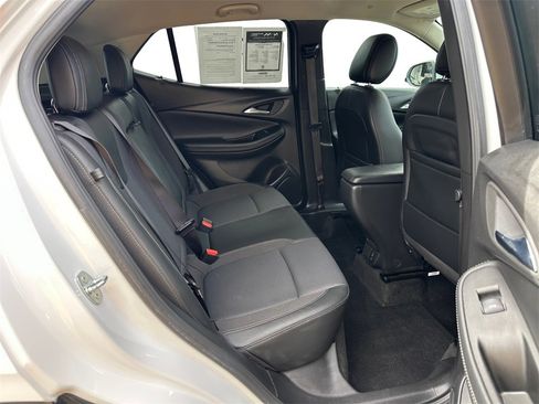 Used 2022 Buick Encore GX Select image 18