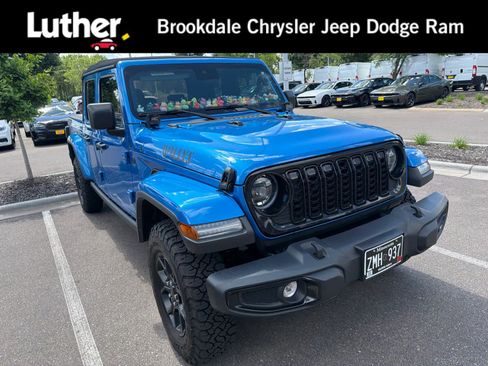 Used 2024 Jeep Gladiator Sport AWD/4WD image 1