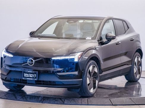 New 2025 Volvo EX30 Ultra w/ Protection Package Premier image 1