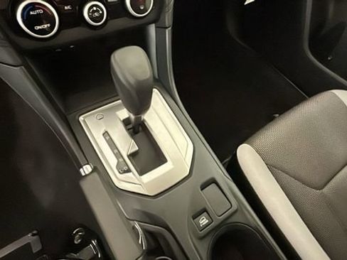 Used 2020 Subaru Crosstrek 2.0i AWD/4WD image 21