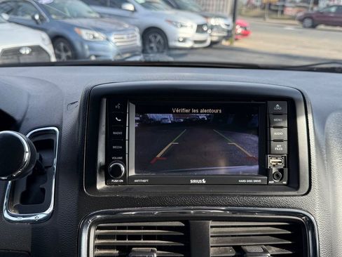 Used 2018 Dodge Grand Caravan SXT image 15