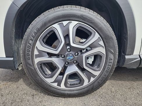 Used 2023 Subaru Ascent Limited w/ Technology Package image 24