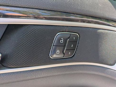 Used 2013 Lincoln MKZ FWD image 30