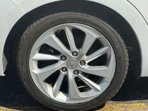 Used 2018 Acura ILX FWD image 6