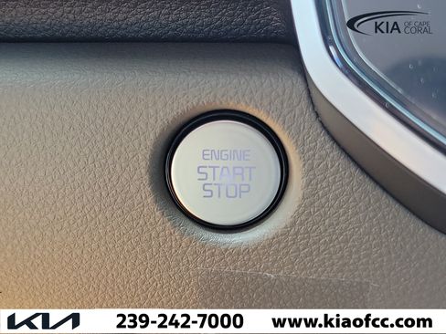 New 2026 Kia Carnival FWD image 31