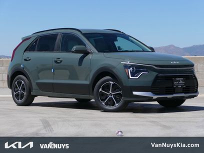 New 2025 Kia Niro EX