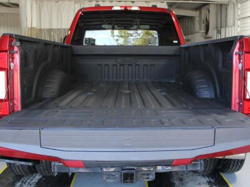 Used 2022 Ford F350 Platinum image 26