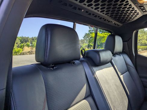 Used 2022 Toyota Tacoma TRD Pro image 40