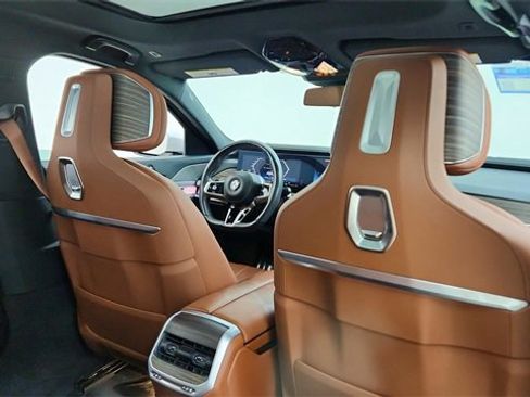 Used 2023 BMW 740i 740i w/ Executive Package image 26