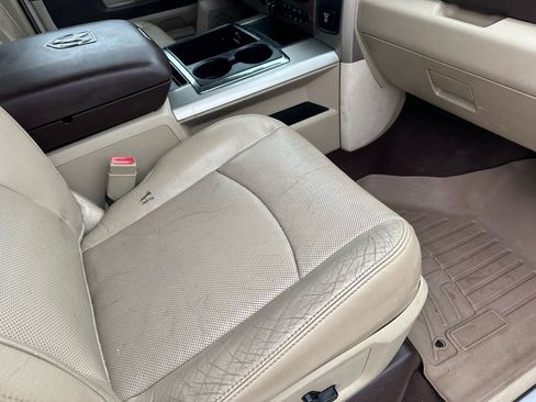 Used 2015 RAM 2500 Laramie w/ Convenience Group image 17