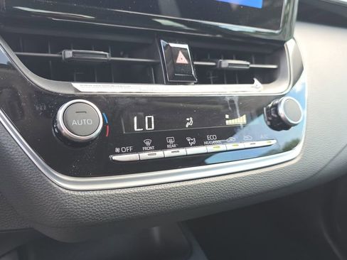 Used 2024 Toyota Corolla LE FWD image 23