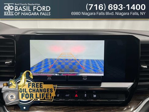 Used 2024 GMC Sierra 3500 SLE w/ Remote Start Package image 26