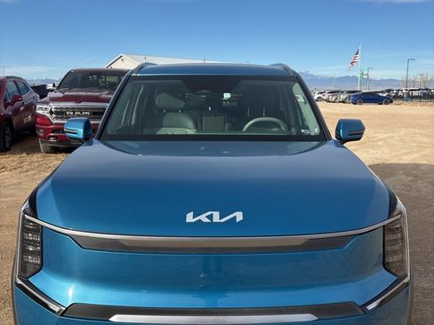 Certified 2024 Kia EV9 Wind image 8