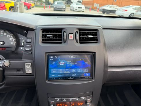 Used 2007 Cadillac XLR V RWD image 35