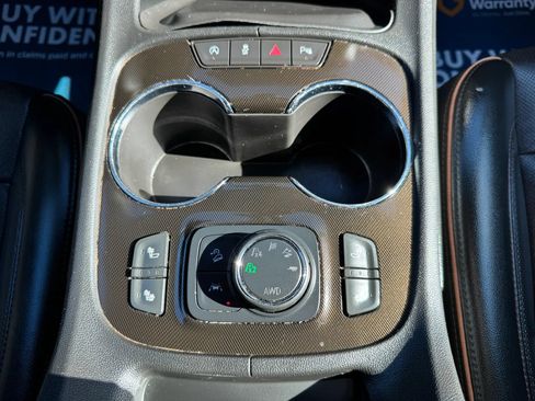 Used 2021 GMC Acadia AT4 w/ LPO, 'HIT The Road' Package AWD/4WD image 29