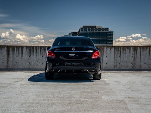 Used 2015 Mercedes-Benz C 300 4MATIC Sedan image 5