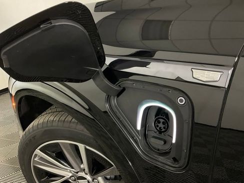 New 2026 Cadillac Vistiq Premium Luxury w/ LPO, Floor Liner Package AWD/4WD image 36