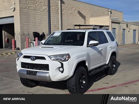 Used 2016 Toyota 4Runner Trail Premium image 1
