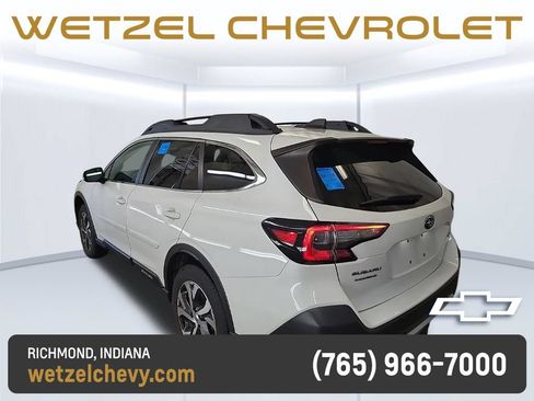 Used 2022 Subaru Outback Limited AWD/4WD image 2