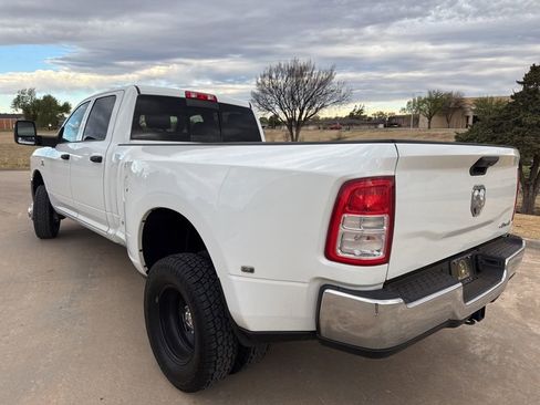 Used 2024 RAM 3500 Tradesman w/ Chrome Appearance Group AWD/4WD image 3