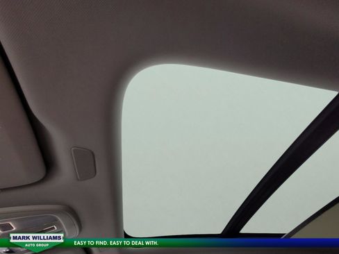 Used 2022 Volvo XC60 B5 Inscription w/ Advanced Package image 25