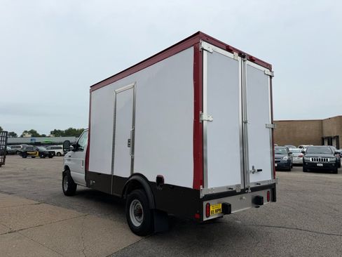 Used 2023 Ford E-350 and Econoline 350 Super Duty w/ Power Windows & Locks Group RWD image 4