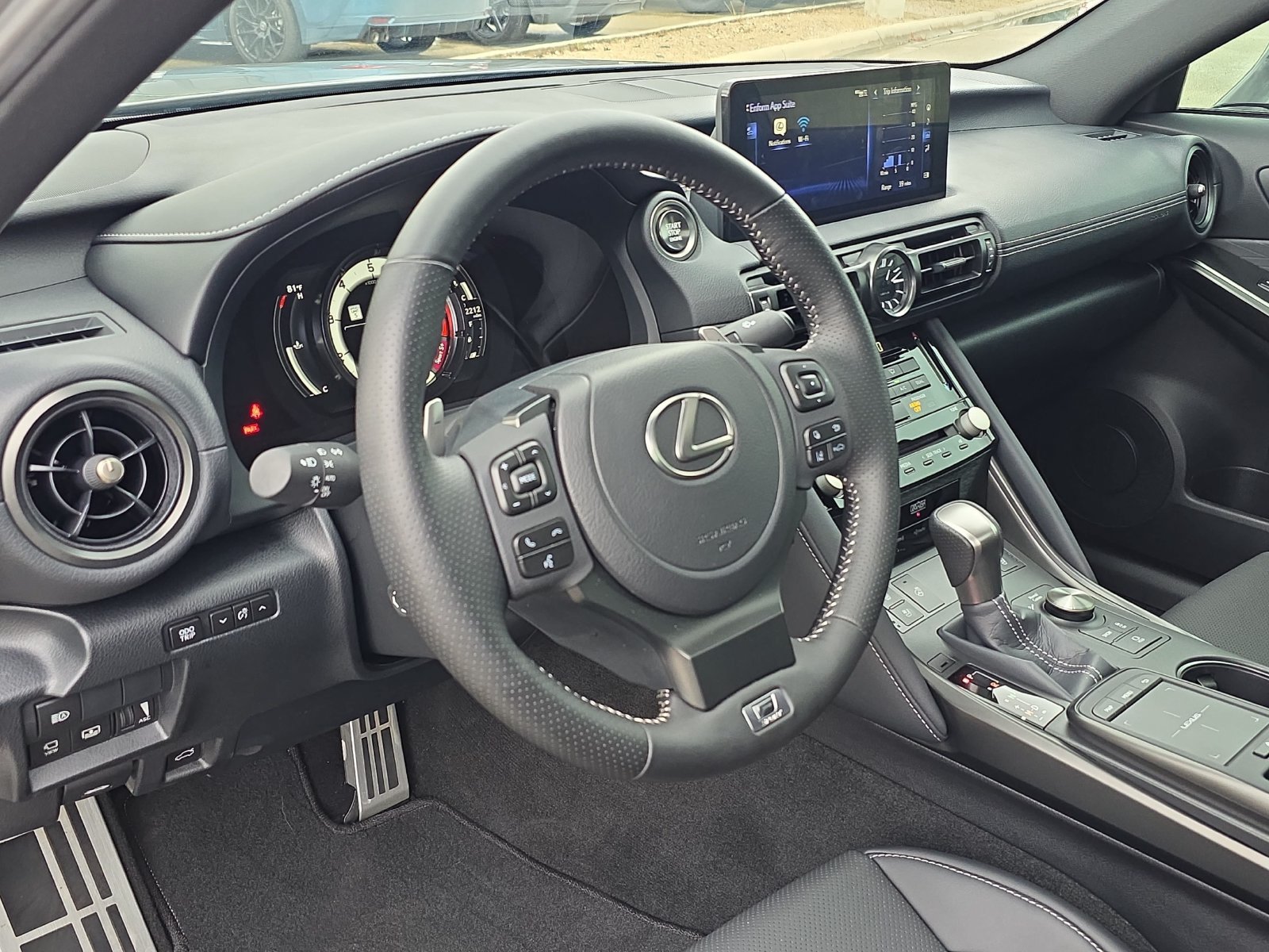 Used 2025 Lexus IS 500 RWD image 13