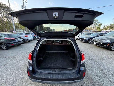 Used 2014 Subaru Outback 2.5i Limited image 18