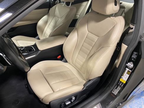 Used 2021 BMW 440i xDrive Coupe w/ Premium Package image 13