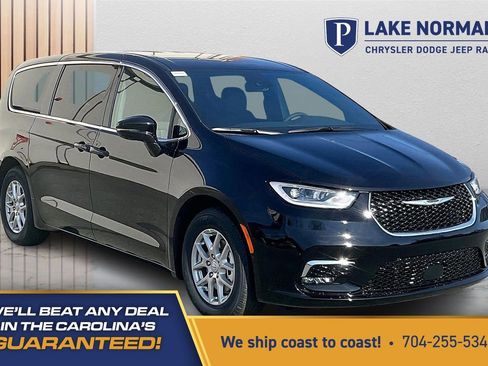 New 2026 Chrysler Pacifica Select FWD image 1