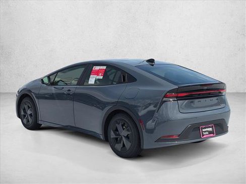 New 2026 Toyota Prius LE FWD image 9