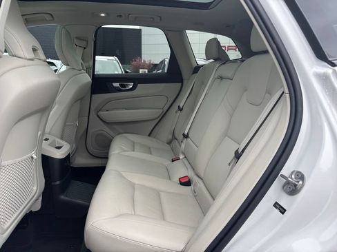 Used 2024 Volvo XC60 T8 Plus w/ Climate Package AWD/4WD image 21