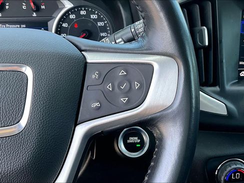Used 2021 GMC Terrain SLE w/ Driver Convenience Package FWD image 24