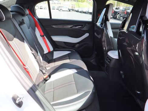 Used 2023 Cadillac CT5 V Blackwing w/ Carbon Fiber Package 2 RWD image 23