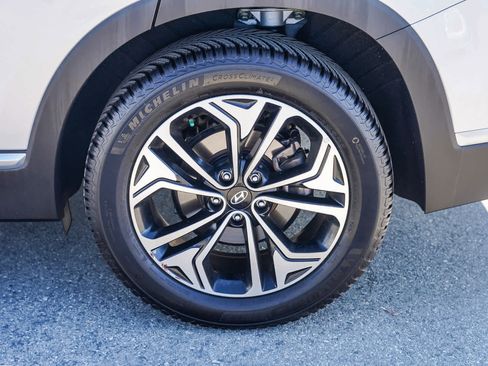 Used 2019 Hyundai Santa Fe FWD image 10