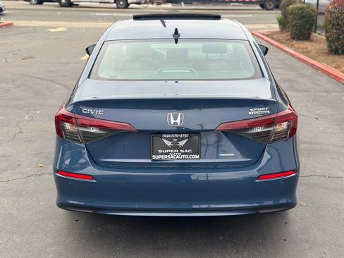 Used 2025 Honda Civic Sport Touring image 5
