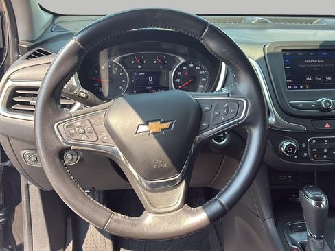 Used 2021 Chevrolet Equinox LT AWD/4WD image 12