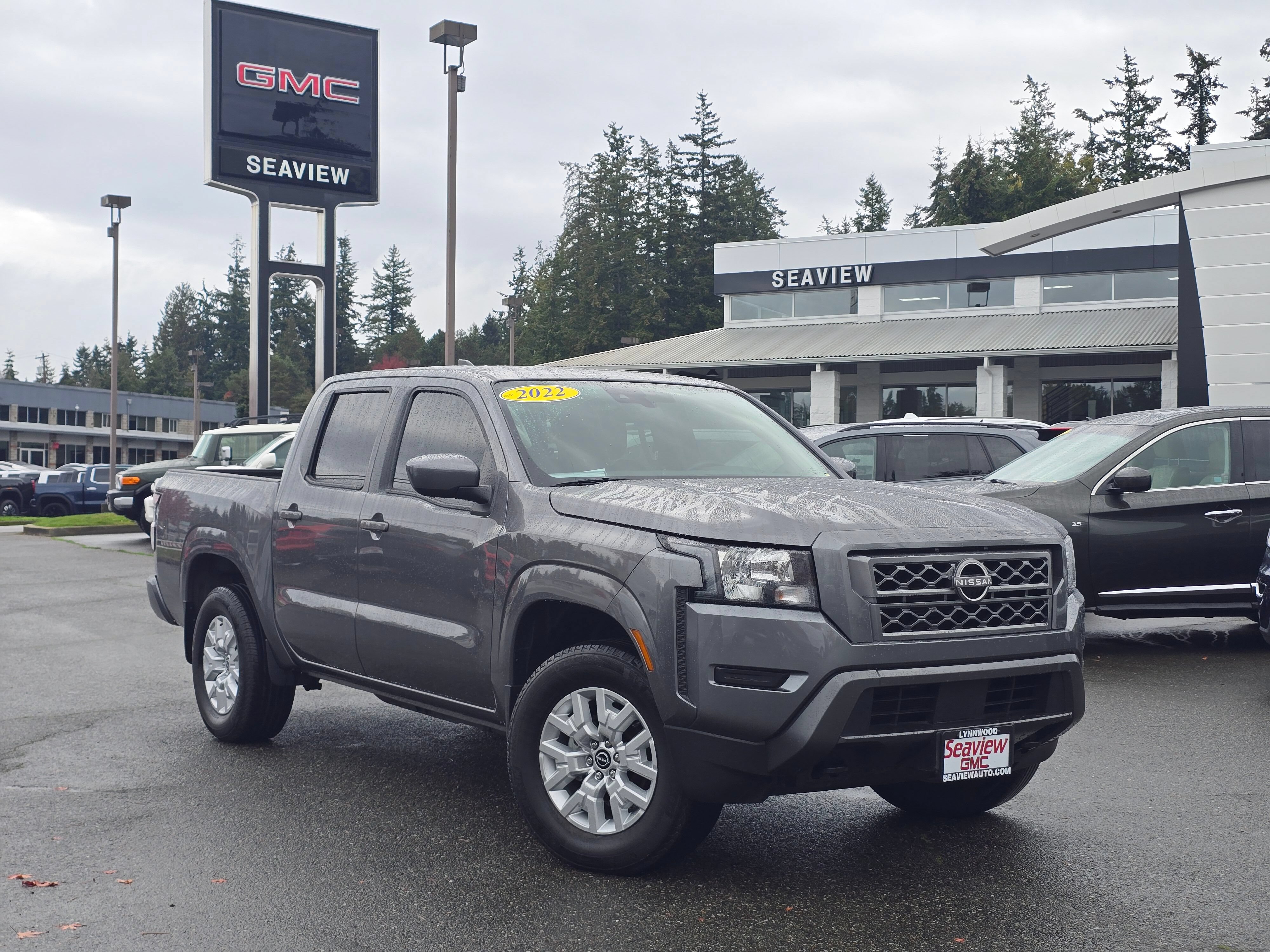 Used 2022 Nissan Frontier SV AWD/4WD image 1