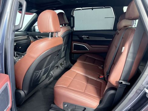 Used 2023 Kia Telluride EX FWD image 26