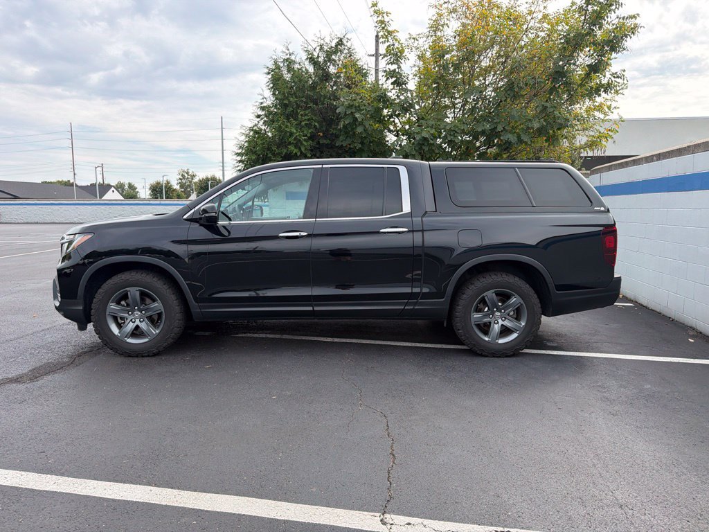 Used 2023 Honda Ridgeline RTL-E image 2