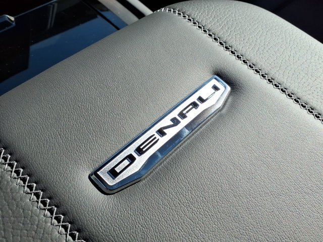 New 2027 GMC Yukon Denali w/ Denali Reserve Package AWD/4WD image 34
