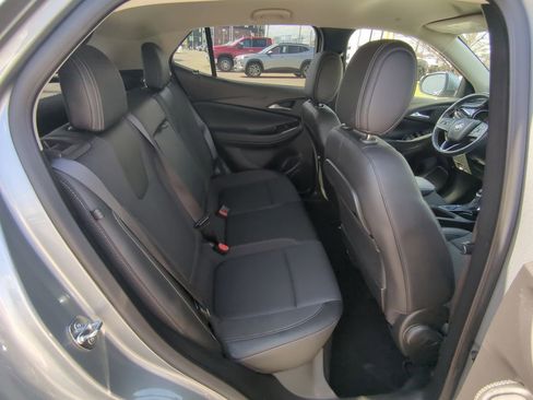 Used 2023 Buick Encore GX Select image 28
