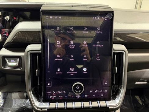 New 2026 GMC Yukon Elevation w/ Elevation Premium Package image 19