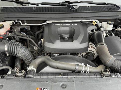 Used 2018 GMC Canyon SLT w/ Driver Alert Package image 10