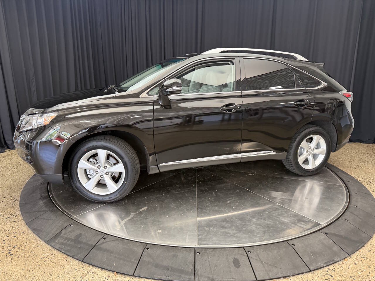Used 2012 Lexus RX 350 AWD w/ Premium Pkg image 4