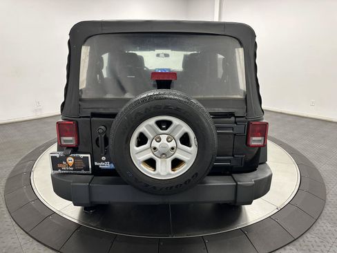 Used 2014 Jeep Wrangler Unlimited Sport w/ Connectivity Group AWD/4WD image 11