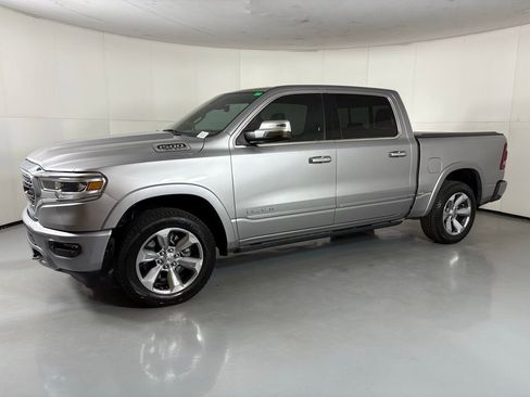 Used 2022 RAM 1500 Limited w/ Body Color Bumper Group image 5