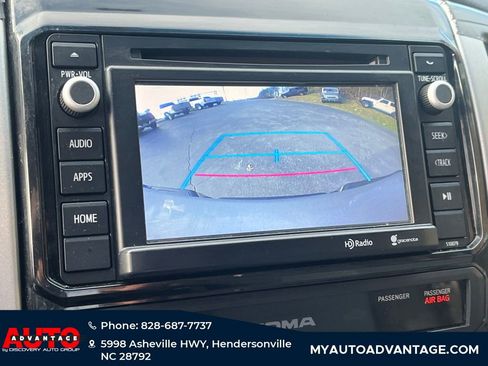 Used 2015 Toyota Tacoma 4x4 Access Cab V6 image 13