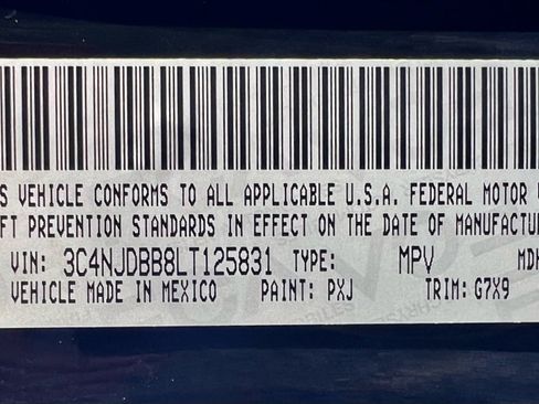 Used 2020 Jeep Compass Latitude w/ Cold Weather Group image 34