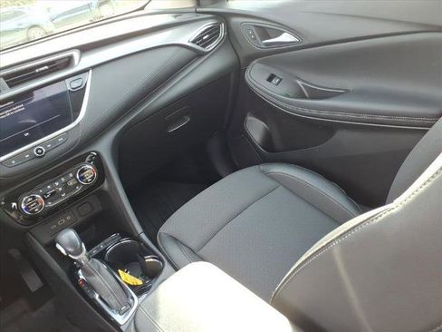 Certified 2022 Buick Encore GX Select w/ Sport Touring Package image 15